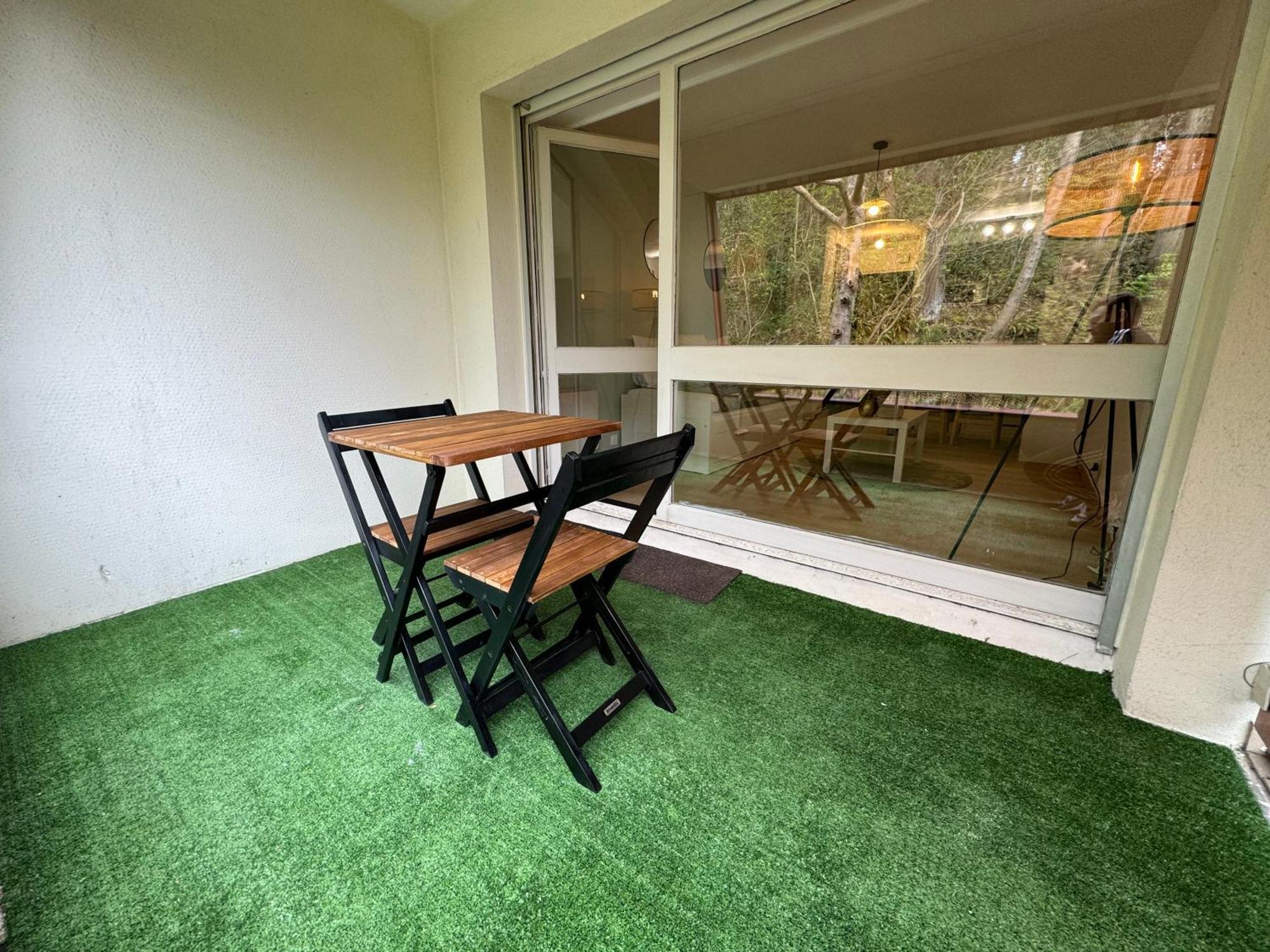 Appartement A 2 Min Des Plages Трувіль-сюр-Мер Екстер'єр фото
